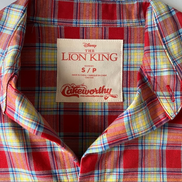 Cakeworthy x Disney - The Lion King Hakuna Matata Flannel NWOT - Picture 3 of 5